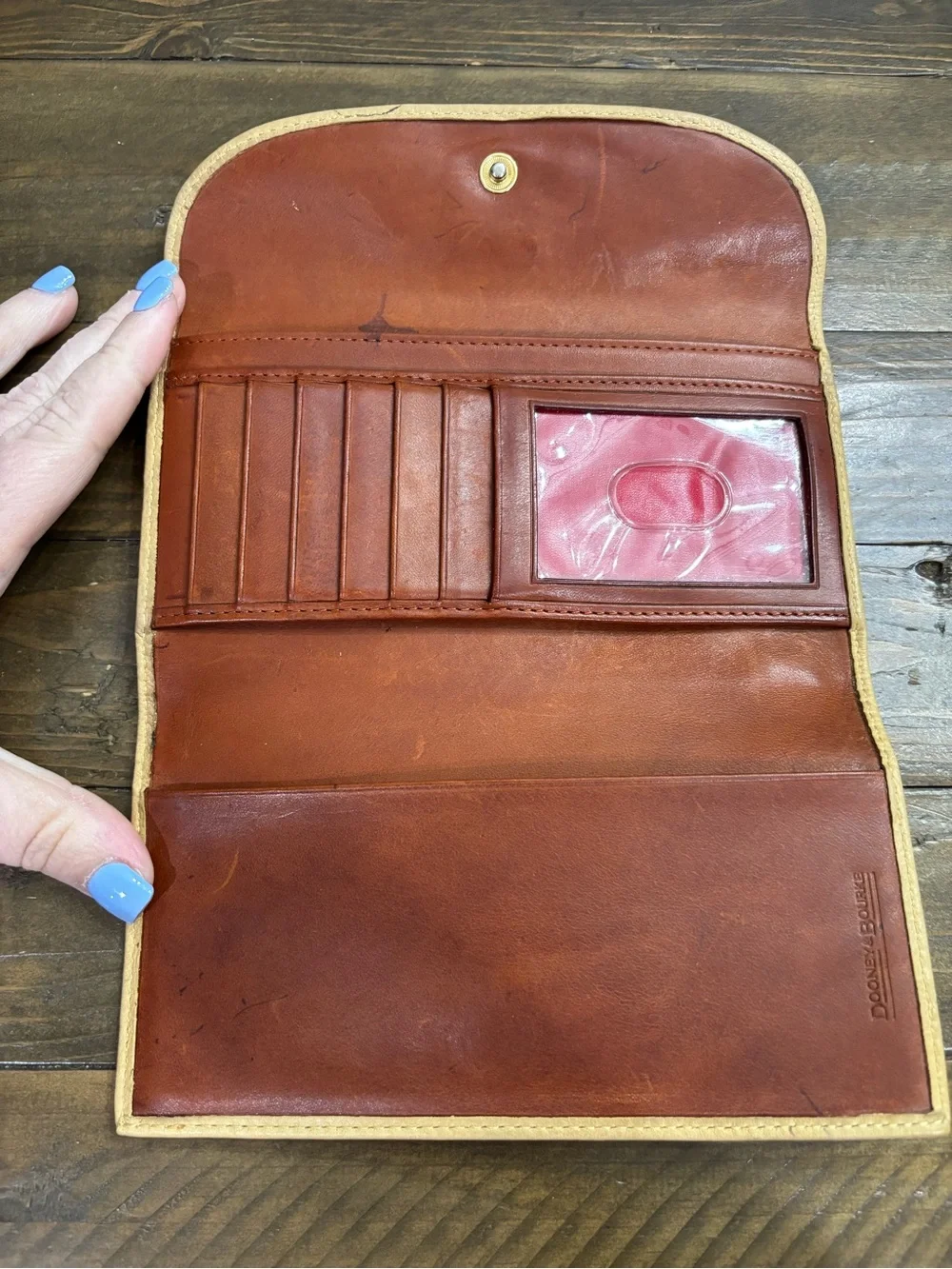 Dooney & Bourke Beige Leather Continental Clutch Wallet